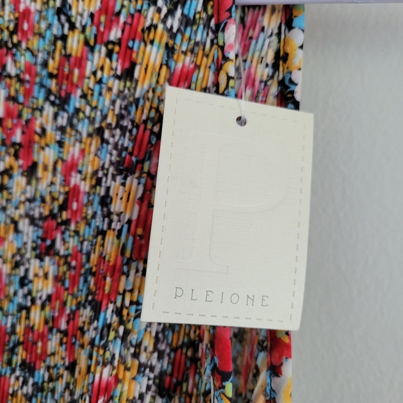 NWT Pleione Floral‎ Cottagecore Halter Neck Flowy Sleeveles Blouse S - Picture 8 of 10